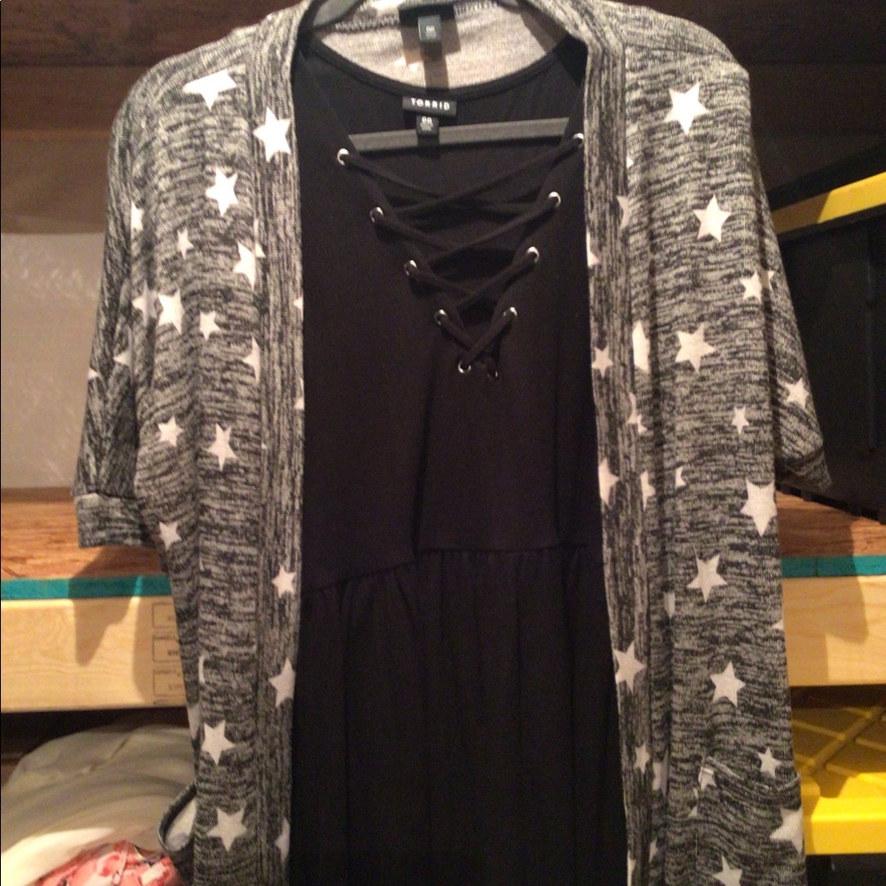 TORRID Star sweater shirt sleeve.  Does not include top underneath size 0